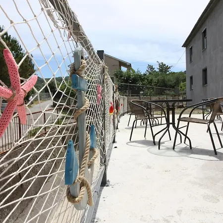 Artrock Hotel apartamentowy 3*