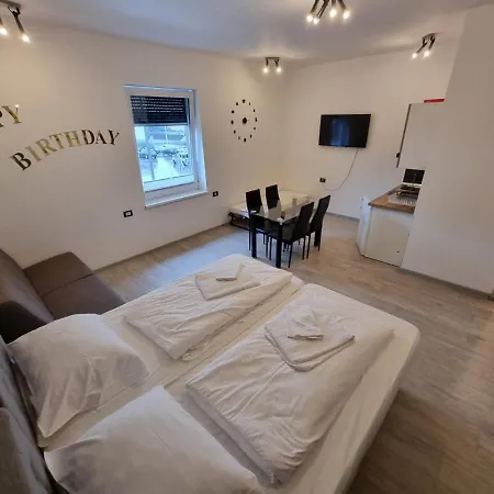 Hotel apartamentowy Artrock 3*