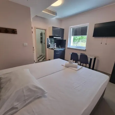 Aparthotel Artrock
