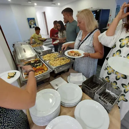 Aparthotel Artrock Izola