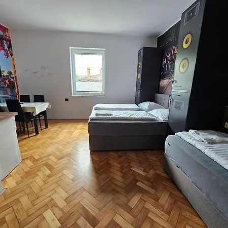 Aparthotel Artrock