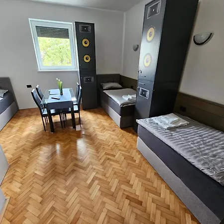 公寓式酒店 Artrock 伊佐拉