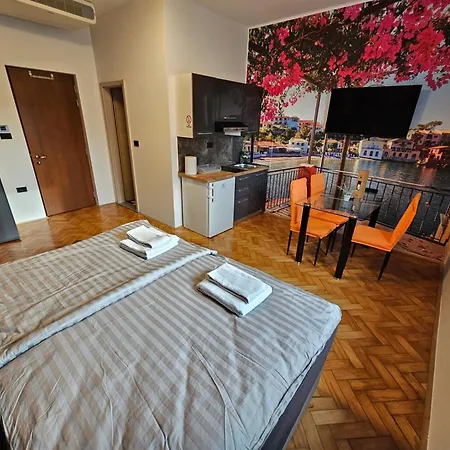 Aparthotel Artrock Izola