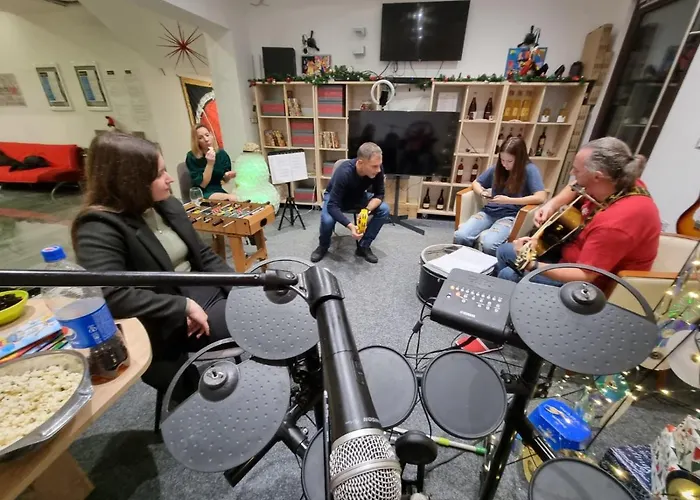 Artrock Aparthotel Izola